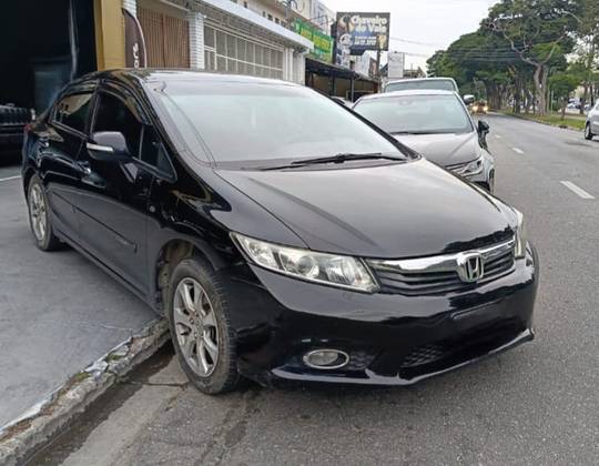 HONDA CIVIC 1.8 EXS 16V FLEX 4P AUTOMÁTICO HONDA CIVIC 1.8 EXS 16V FLEX 4P AUTOMÁTICO